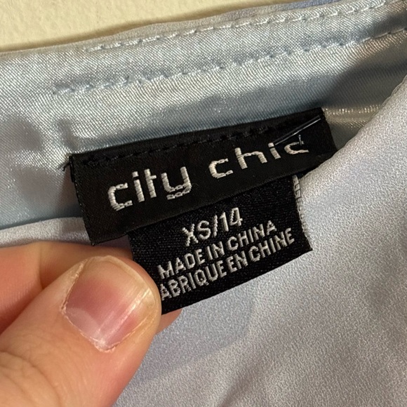 City Chic Off The Shoulder Ruffle Tsubaki Print Midi Dress Size 14 - Picture 8 of 10